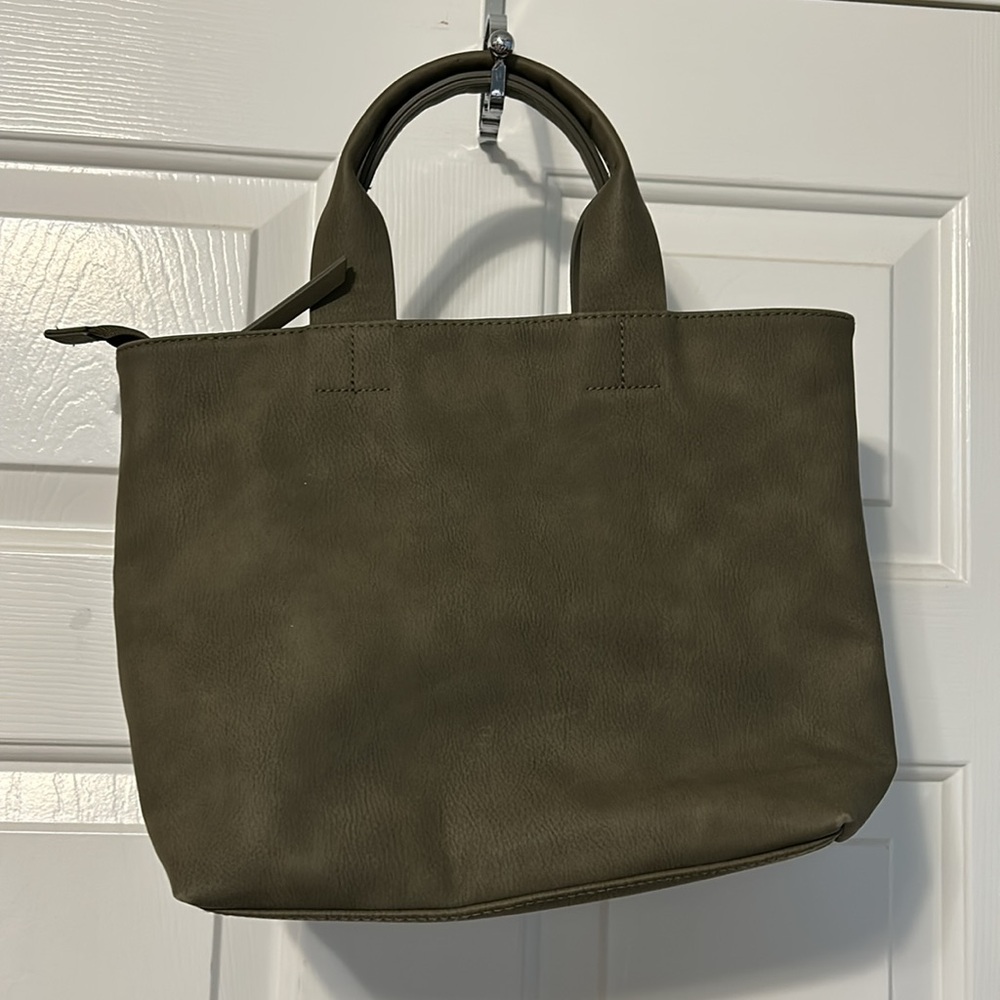 Universal Thread Target Green Purse - Picture 2 of 3
